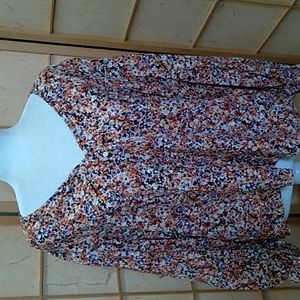 Old Navy floral blouse size XL